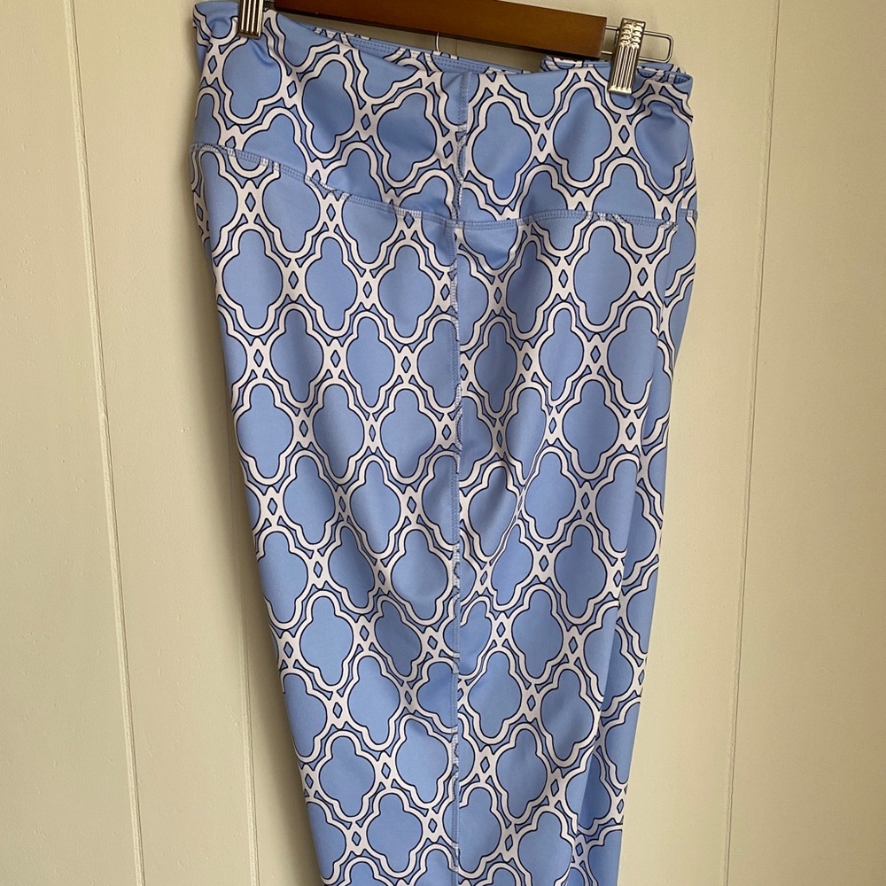 Crown & Ivy Women’s Leggings in Blue and White | Size XXL